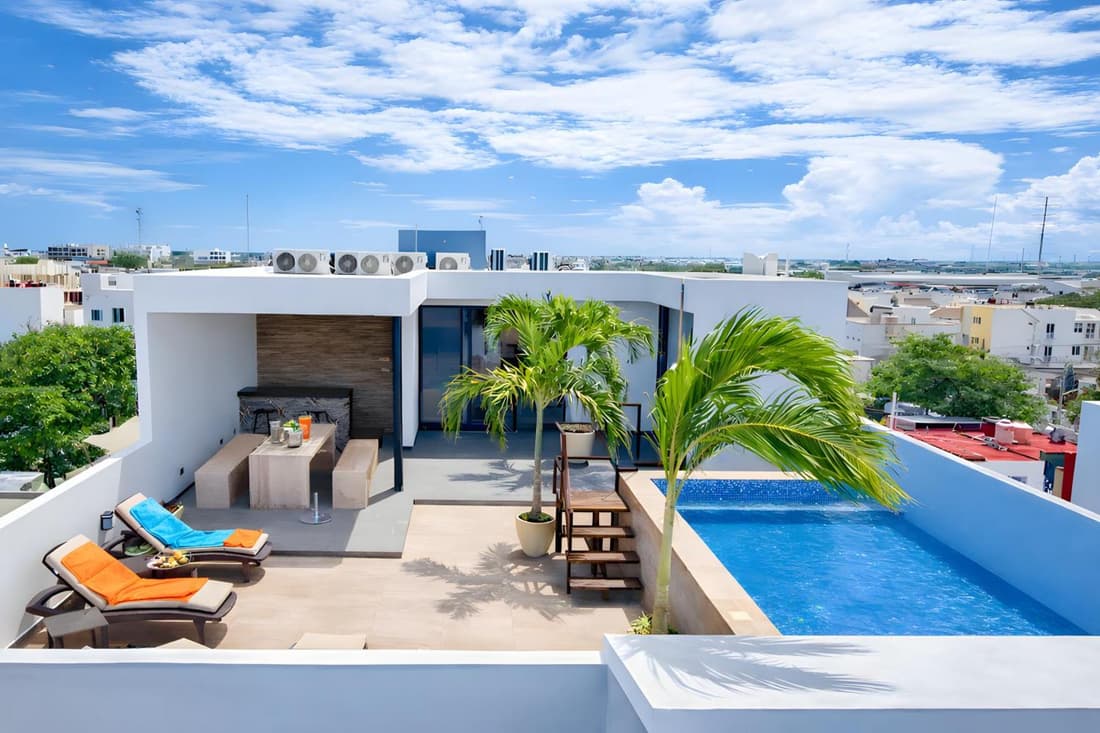 Modern Suite for 2 with Rooftop Pool - Central Playa del Carmen