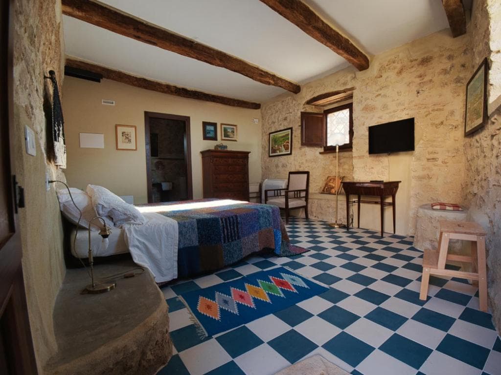 B&B Manca1Fiorino