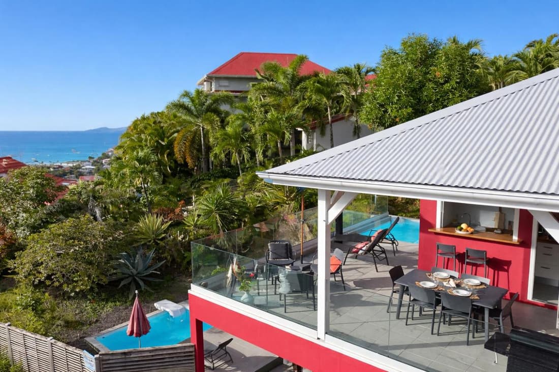 Piscine privée, vue mer, terrasse 40 m2, 2 chambres