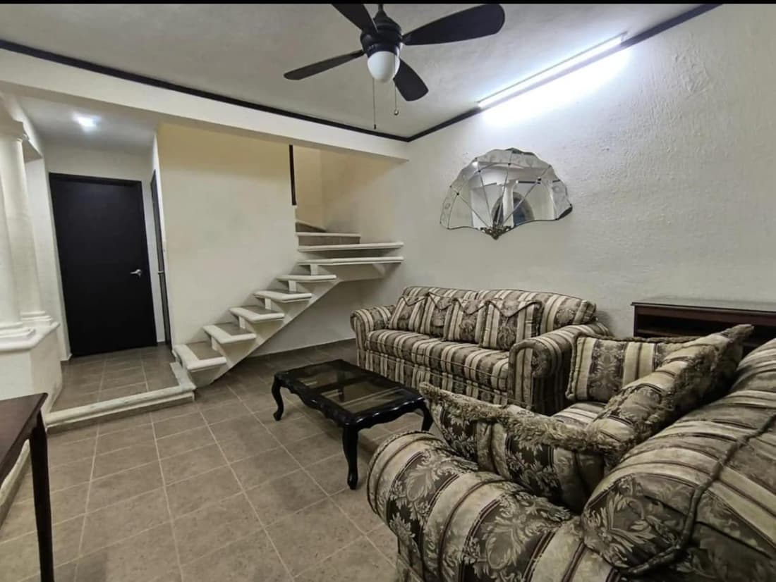 Casa en Merida para 10 l excelente ubicación