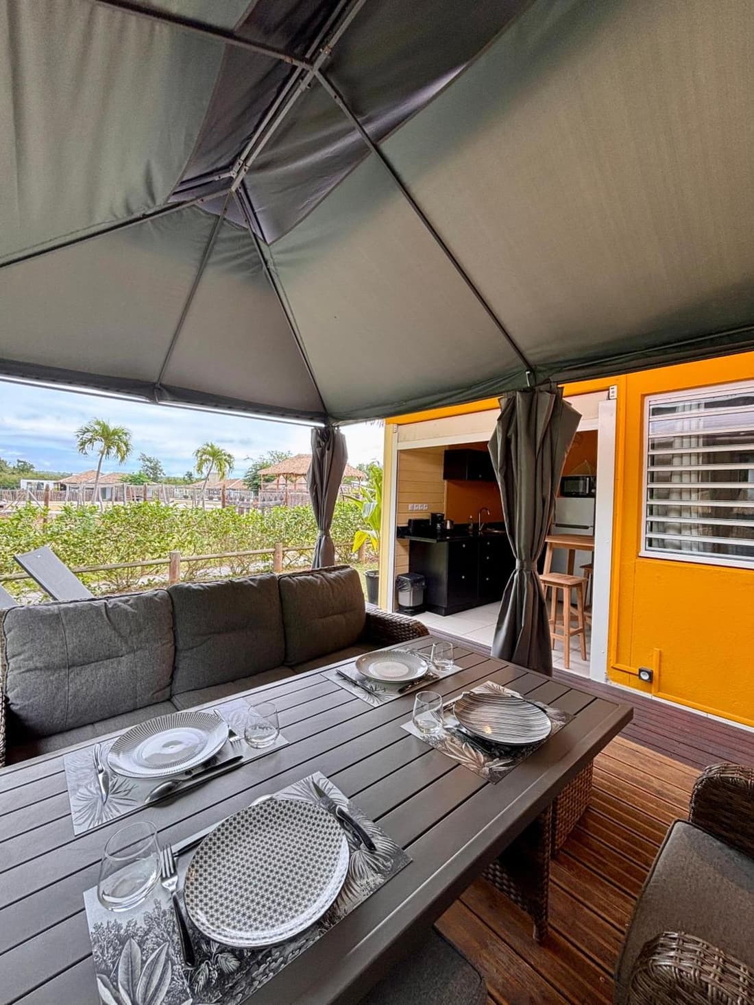 Bungalow Zéalya - Acces Piscine et Plage et Terrasse Privative