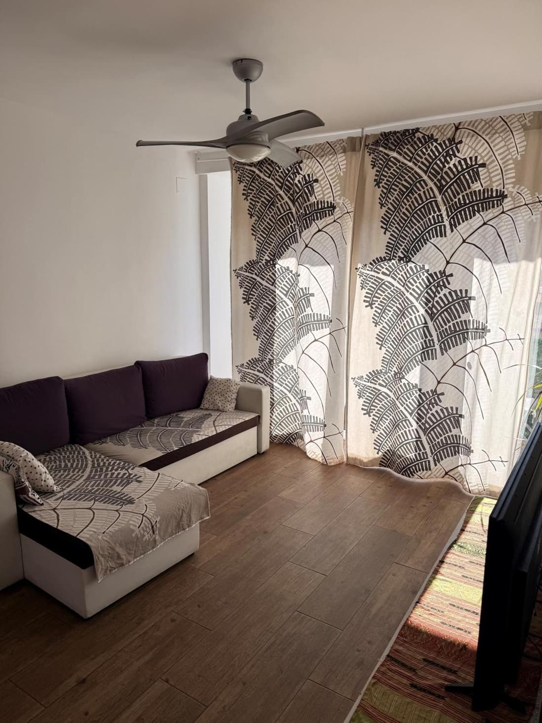 Casa Alicante Central Apartment with AC 4th floor no elevator