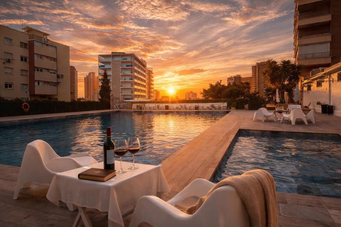Kalifornia Benidorm Playa Piscina, Terraza Privada y Parking Gratis