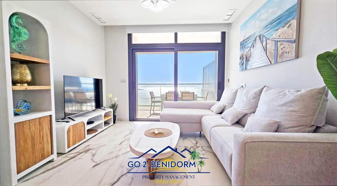 Sunset Sailors Luxury Seaview Apartment