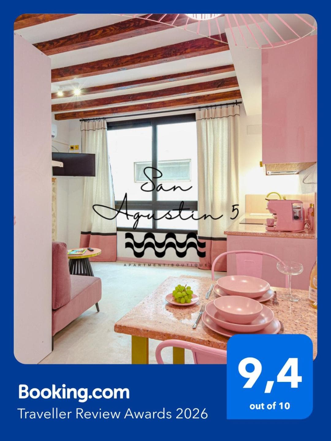 Glamorous pink studio in city center