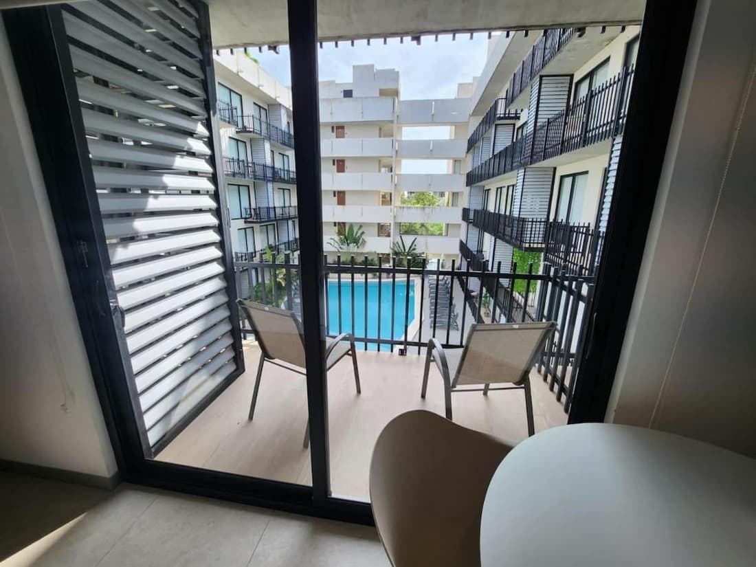 Beautiful brand new studio in the heart of Playa