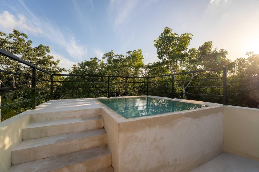 Luxury 2BR Retreat with Private Rooftop - Holistika
