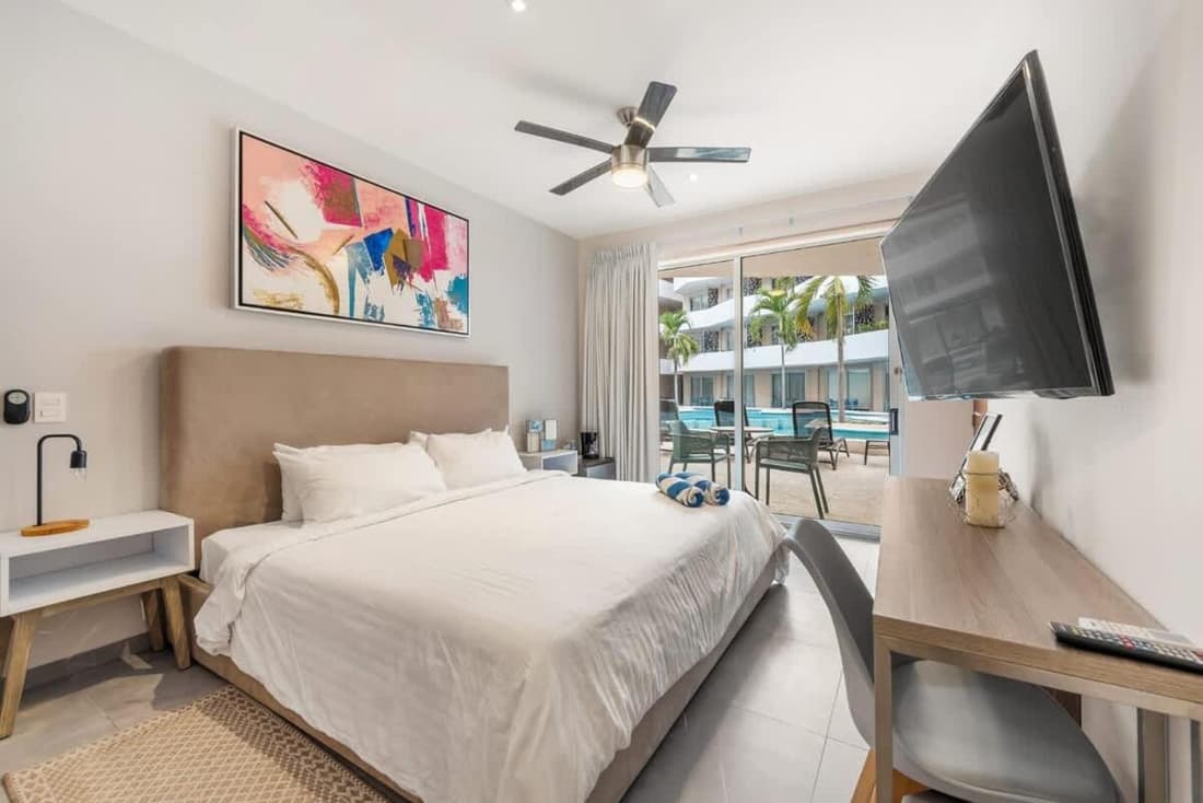 2bed apartment 500m from beach