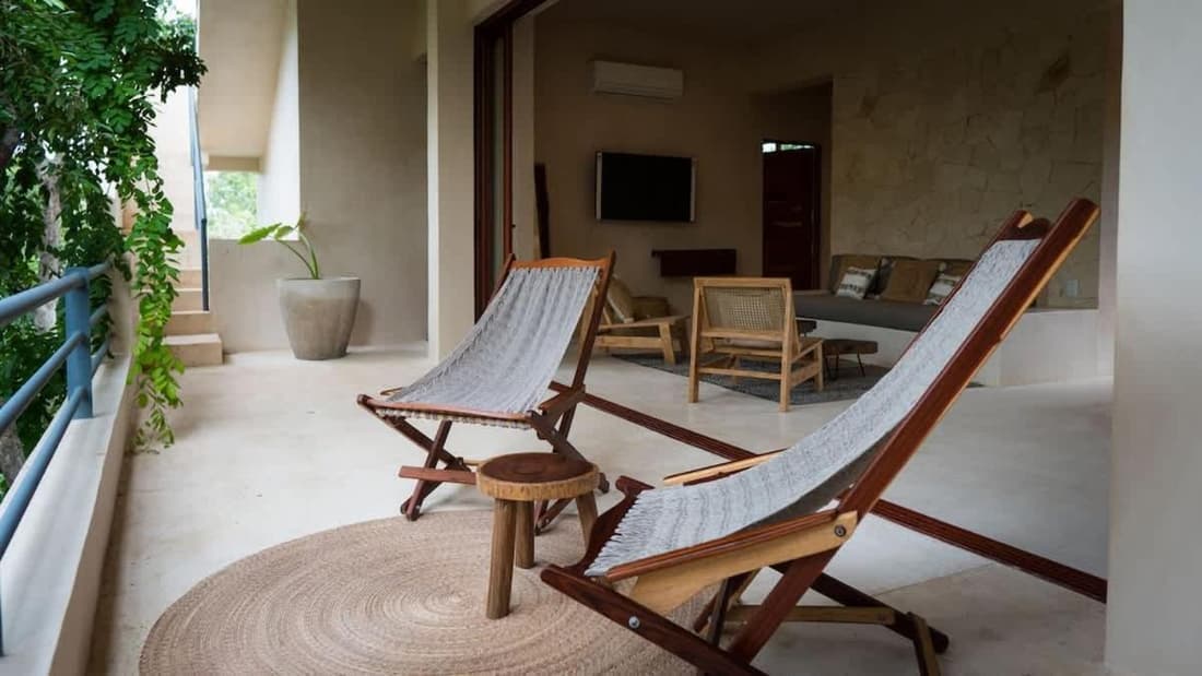 Private 6BR Jungle Compound with Rooftop Pool