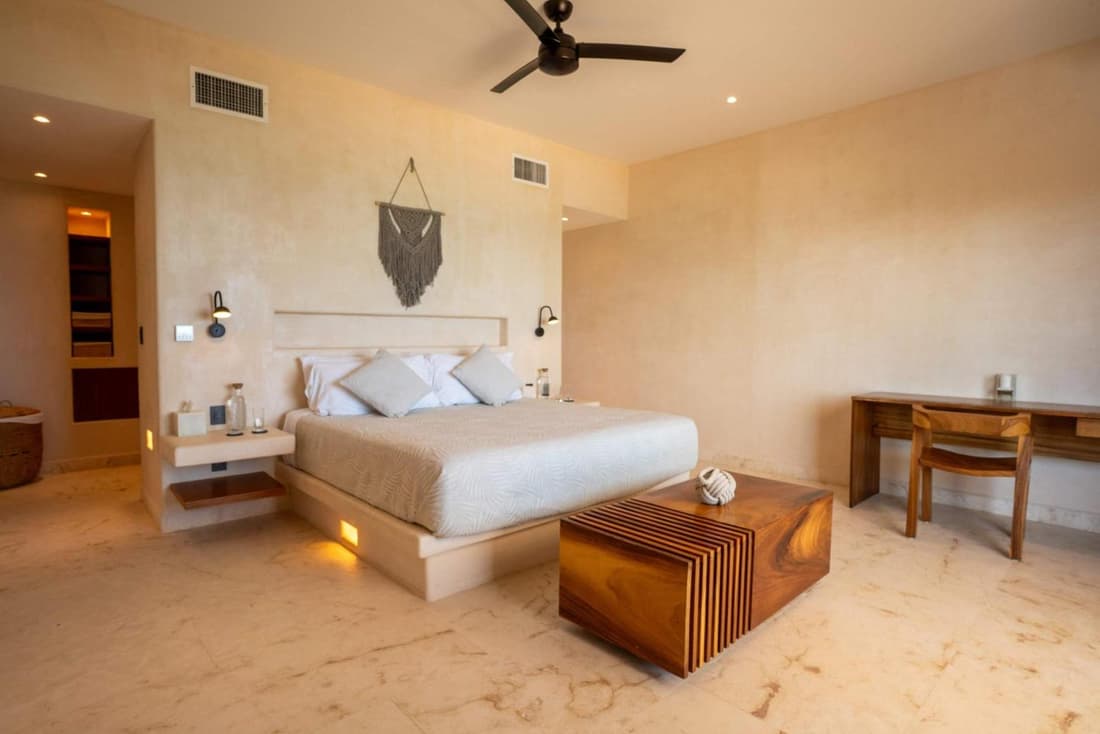 Blanca Beach House - 3BR - Eco-friendly Retreat