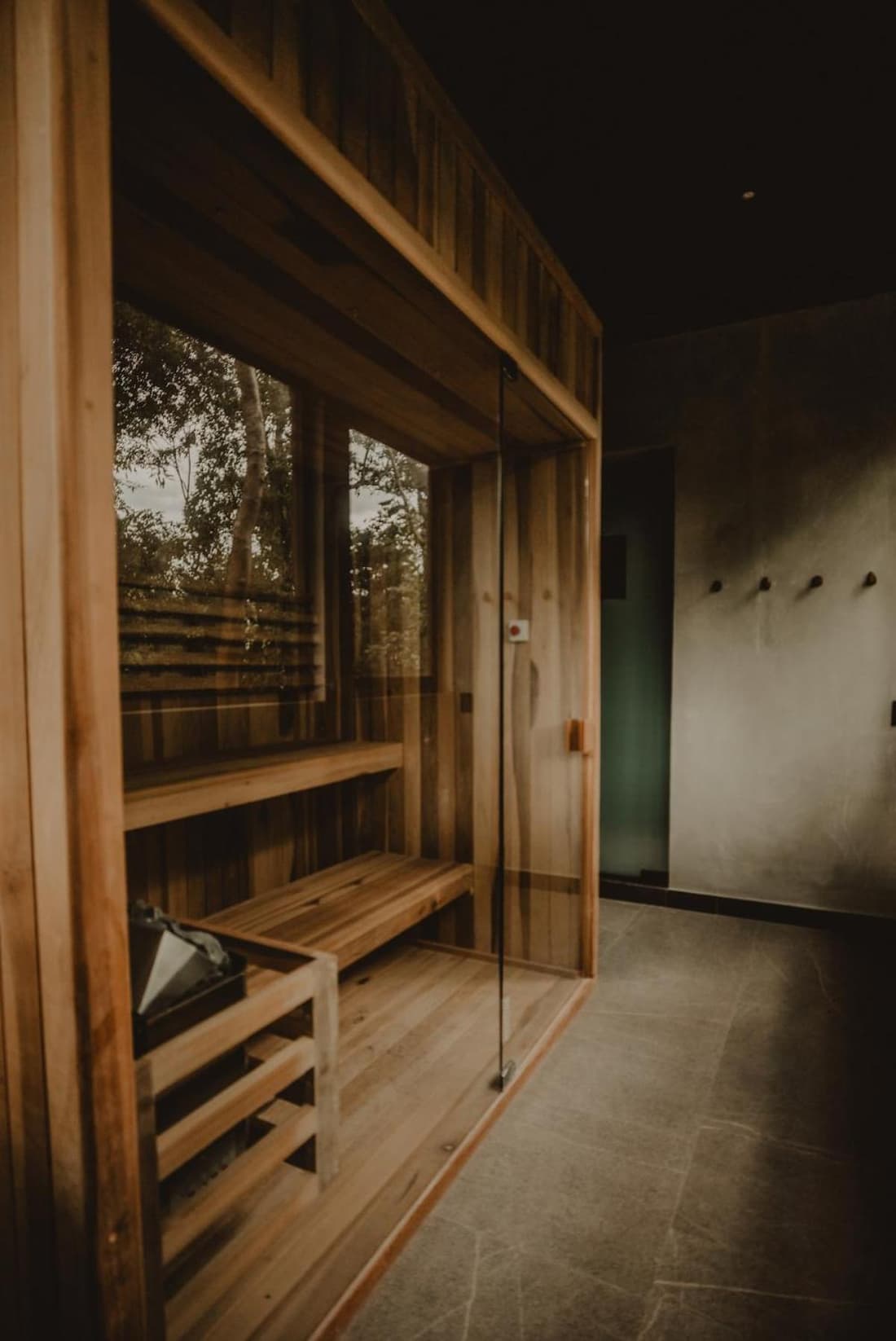 Private Jungle 1BR Retreat & Fast Wi-Fi