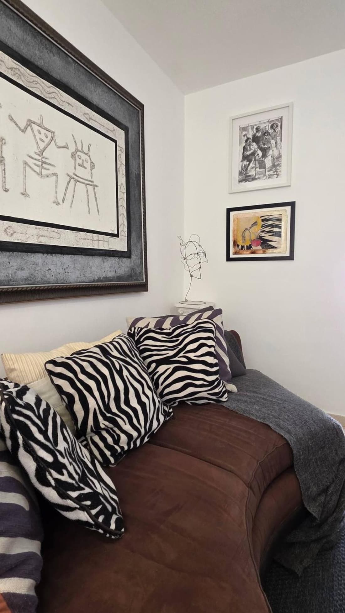 Comfortable Home in Gated Santo Domingo Community