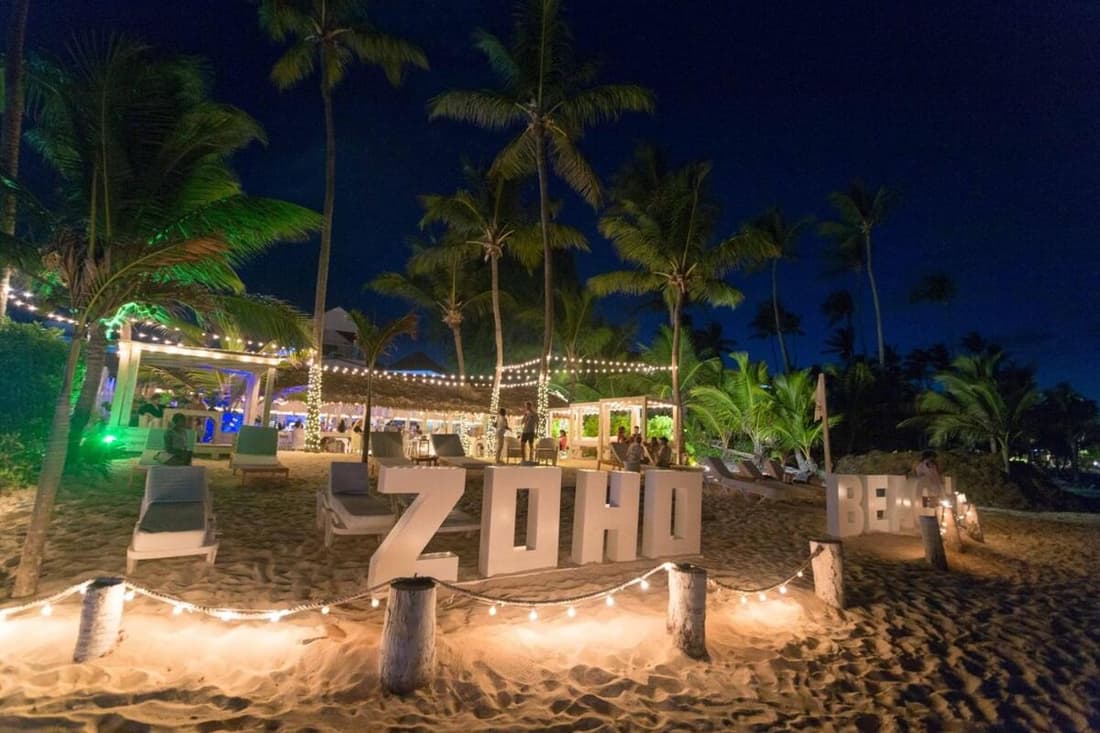 Cozy 2BR 2Bth walk 2 the beach Pool view Wi-Fi