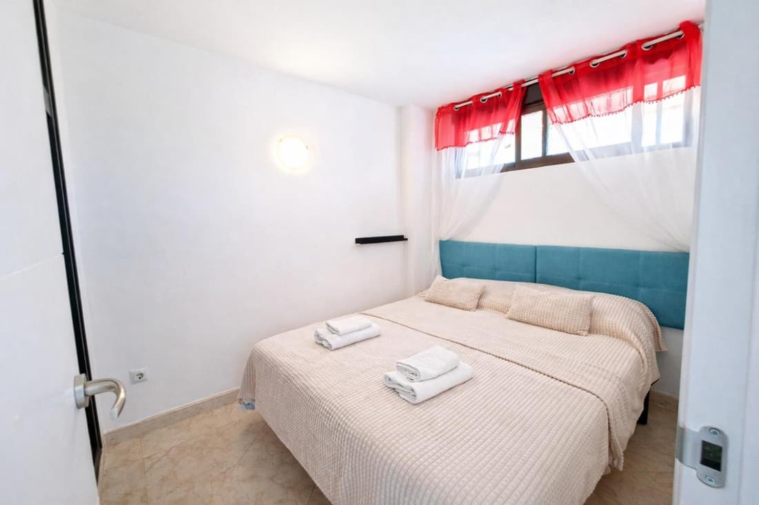 Apartment Sea View in Rincon de Loix- parking, pool, Wi-Fi, new air conditioning
