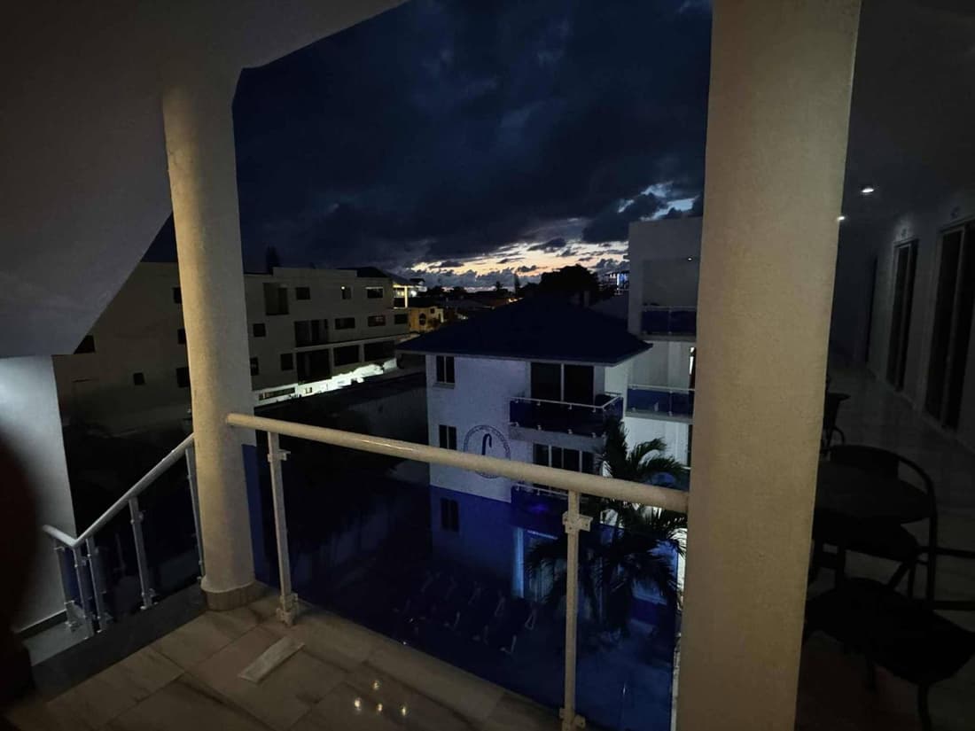 immense splendide condo neuf prs de tout 103