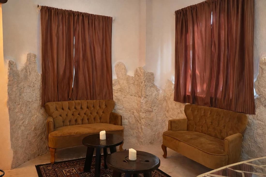 Romantic Luxury Villa with Rooftop Jacuzzi - 50m from Beach