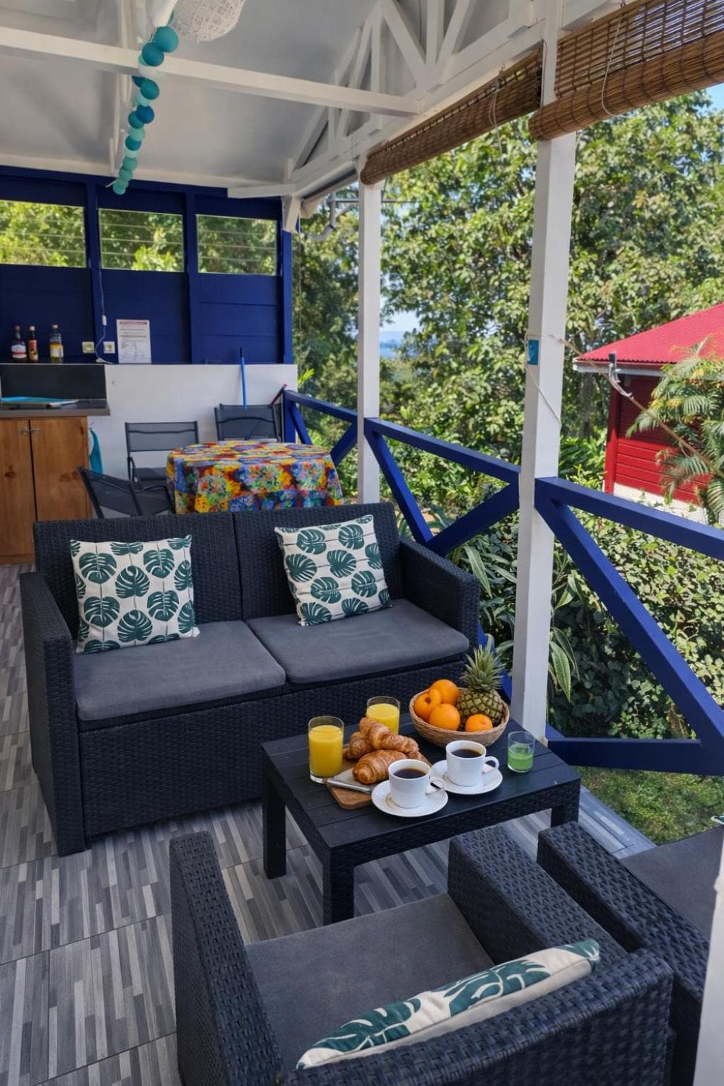 TI SOLEY Bungalow tropical avec piscine, terrasse, clim à Bouillante