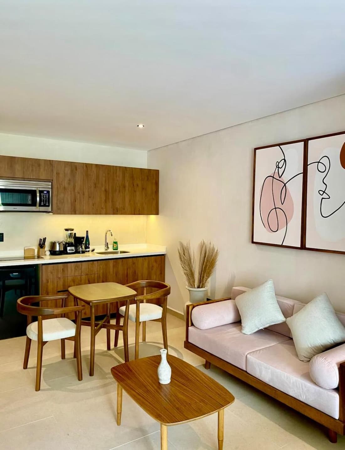 Studio Private Jacuzzi 5 min from the beaches