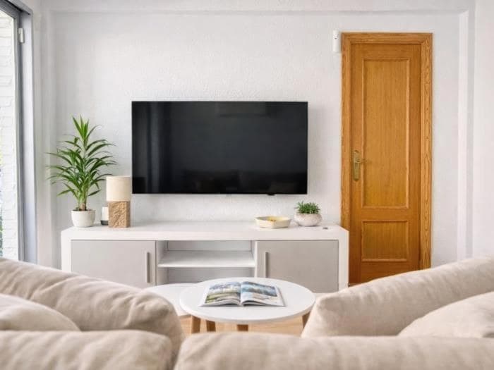 Apartamento Renovado con estilo en Poniente