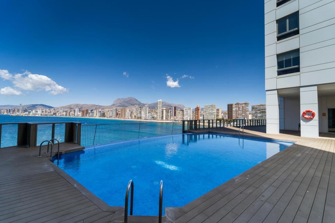Amazing Seaview 2BR Apartment in Benidorm