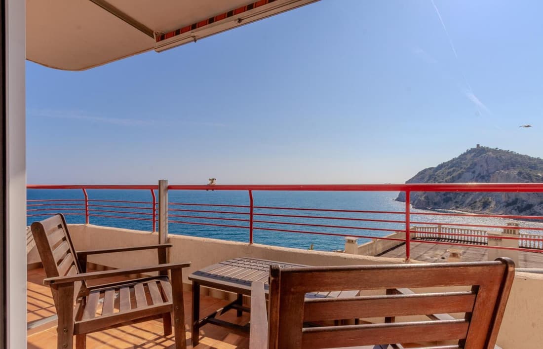 Ocean-view apartment in Finestrat