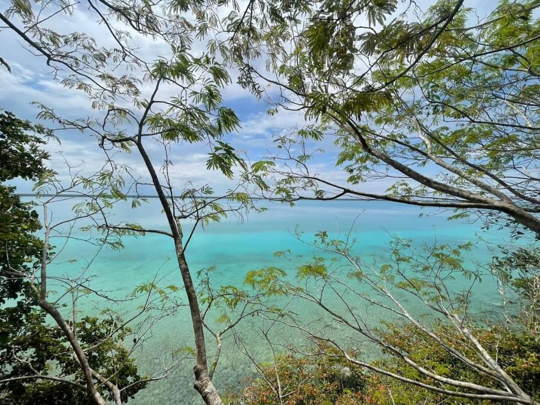 Deluxe loft with direct access to the lagoon
