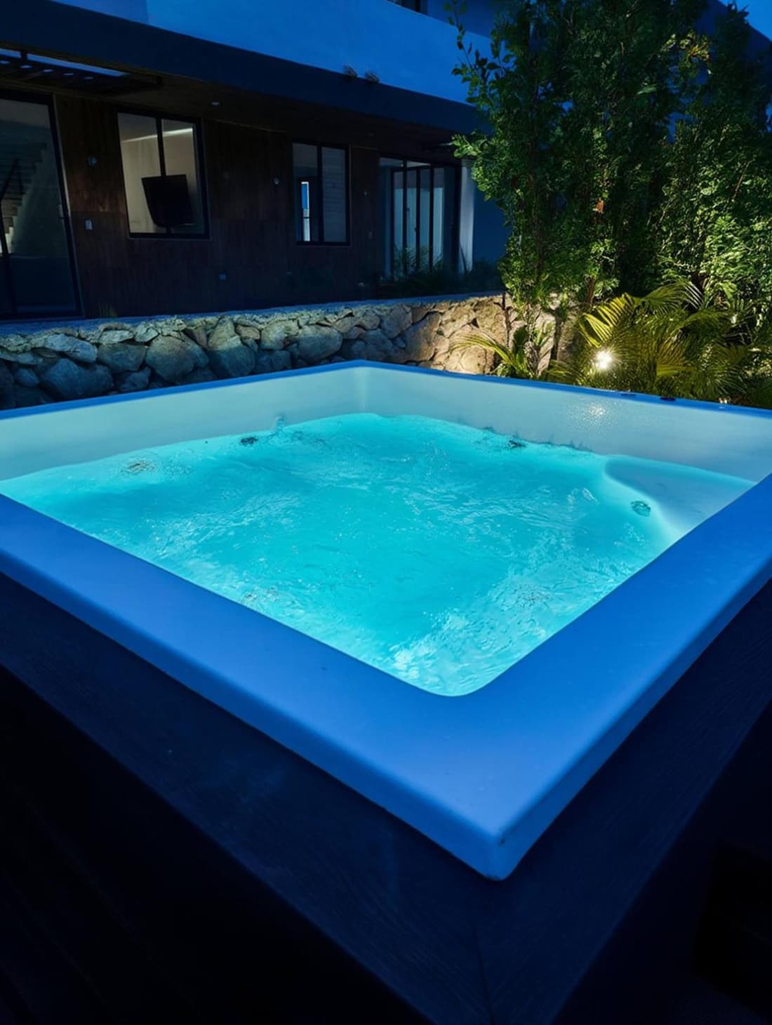 Villa with jacuzzi and terrace Ideal Easter