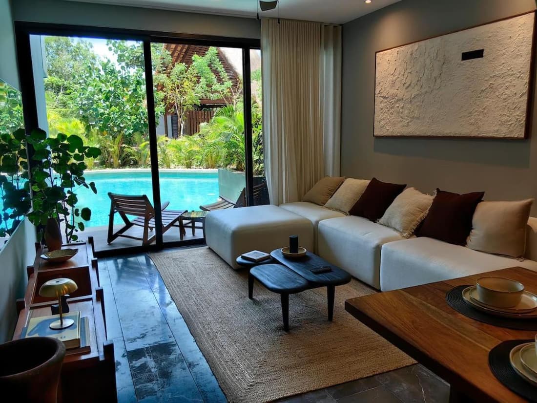 Paramar Noir Swim-Up Suite Aldea Zama
