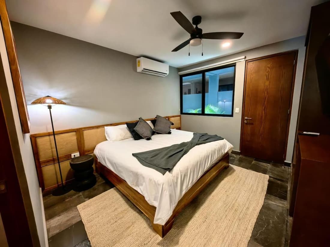 Paramar Noir Swim-Up Suite Aldea Zama