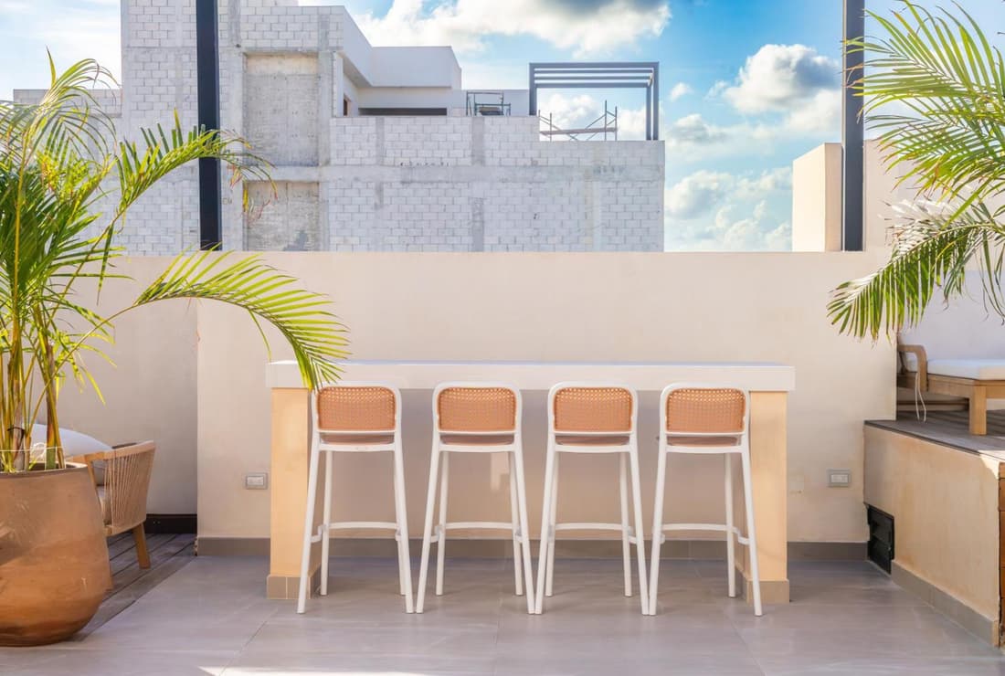 Calatt Design, luxury, roof, pool and top location