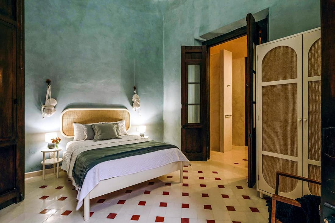 CASA EEB - 4BR Home Colonial Elegance Downtown Merida