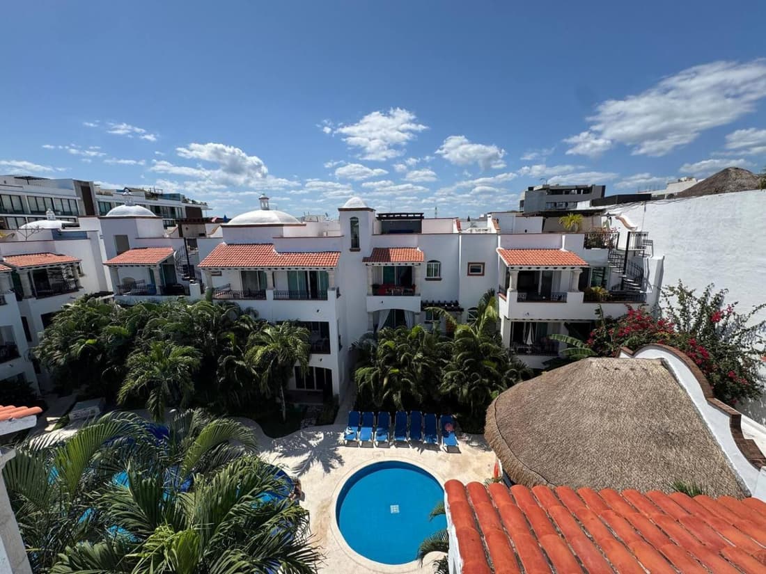 Top location Heated Pool Private Terrace