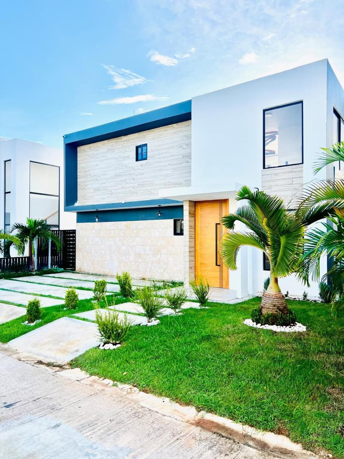 Paraiso Caribeno Villa with Pool and BBQ