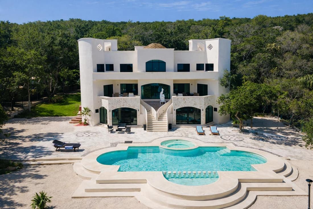CISNE Luxury House