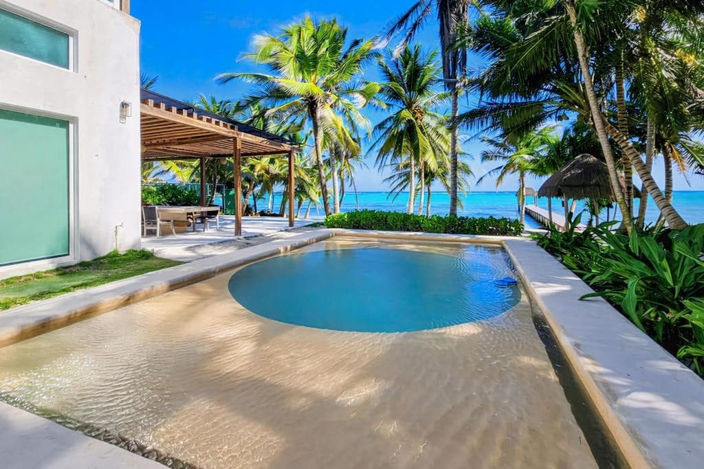 Beachfront paradise with private pool ocean view full kitchen & shaded patio - Villa Mandala