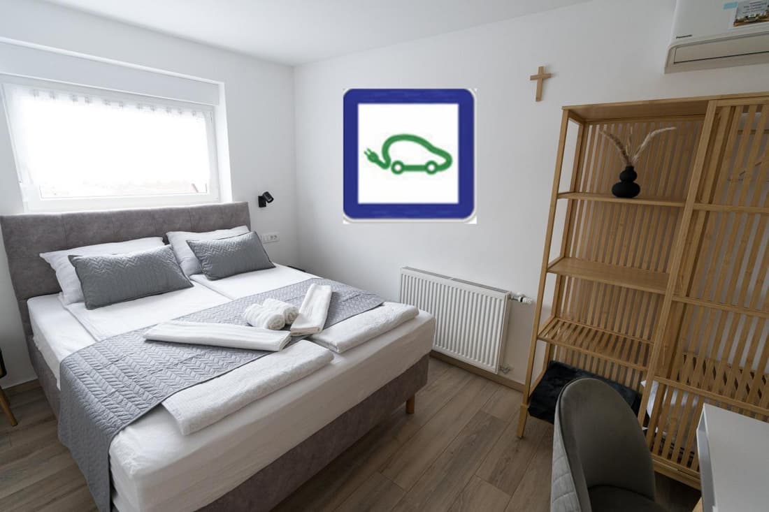 Double Room with Breakfast Parking and EV ready