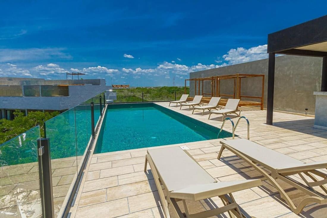 PH 3-Bedroom Private Pool in TUK