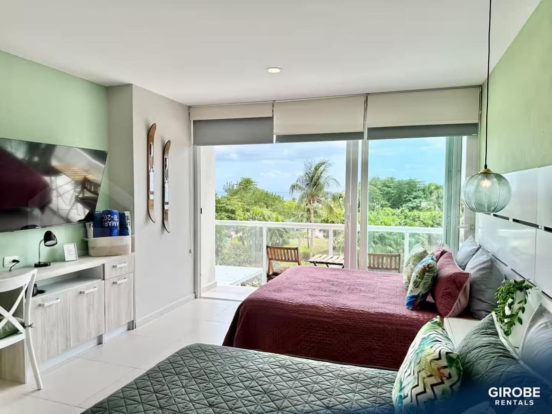 Amara Beautiful OceanFront Studio