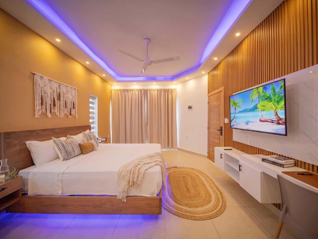 Green Palace 7 Bedroom Villa in Sosua with Security