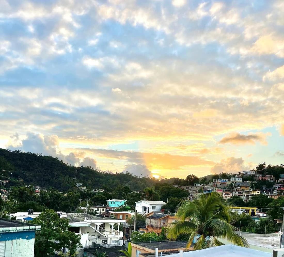 Modern and Tropical Stay The Blue Reef #L