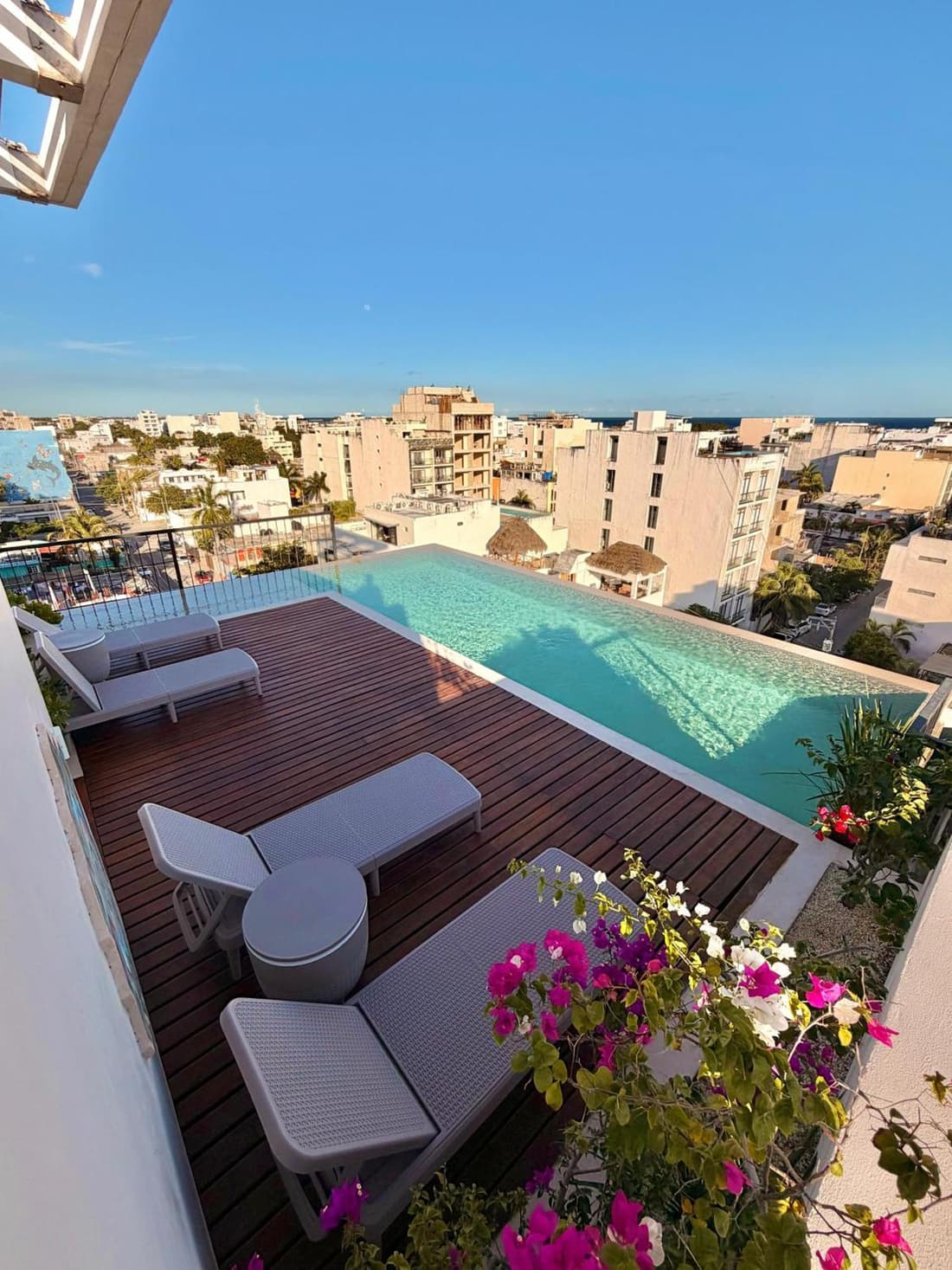 Nuevo estudio con rooftop y alberca cerca de la 5a Av y playa