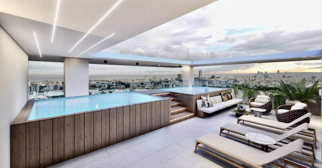 Luxury Designer Suite, Infinity Pool,City Views