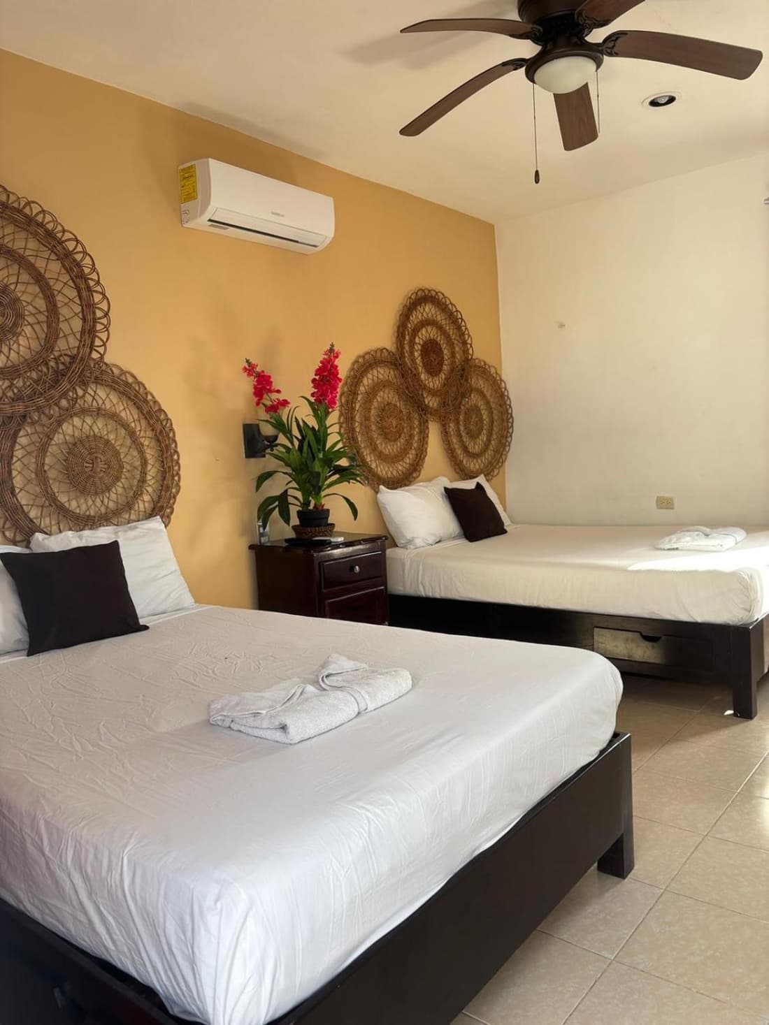 La placita hotel