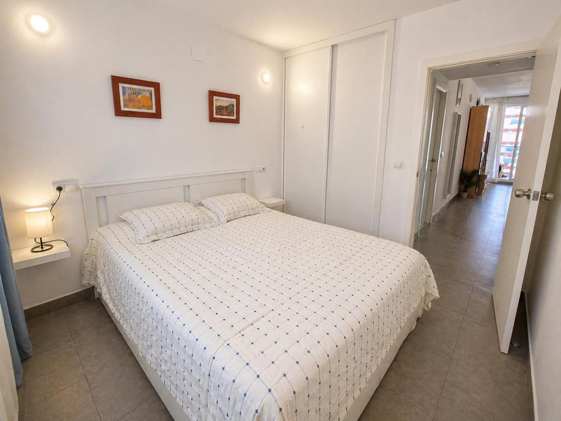 Modern 1 Bedroom Apartment with Pool and Parking Benidorm Area