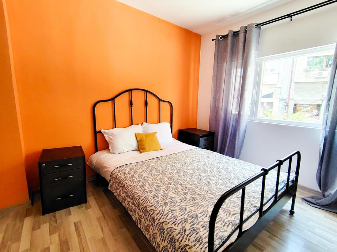Little Bucharest budget central apartments