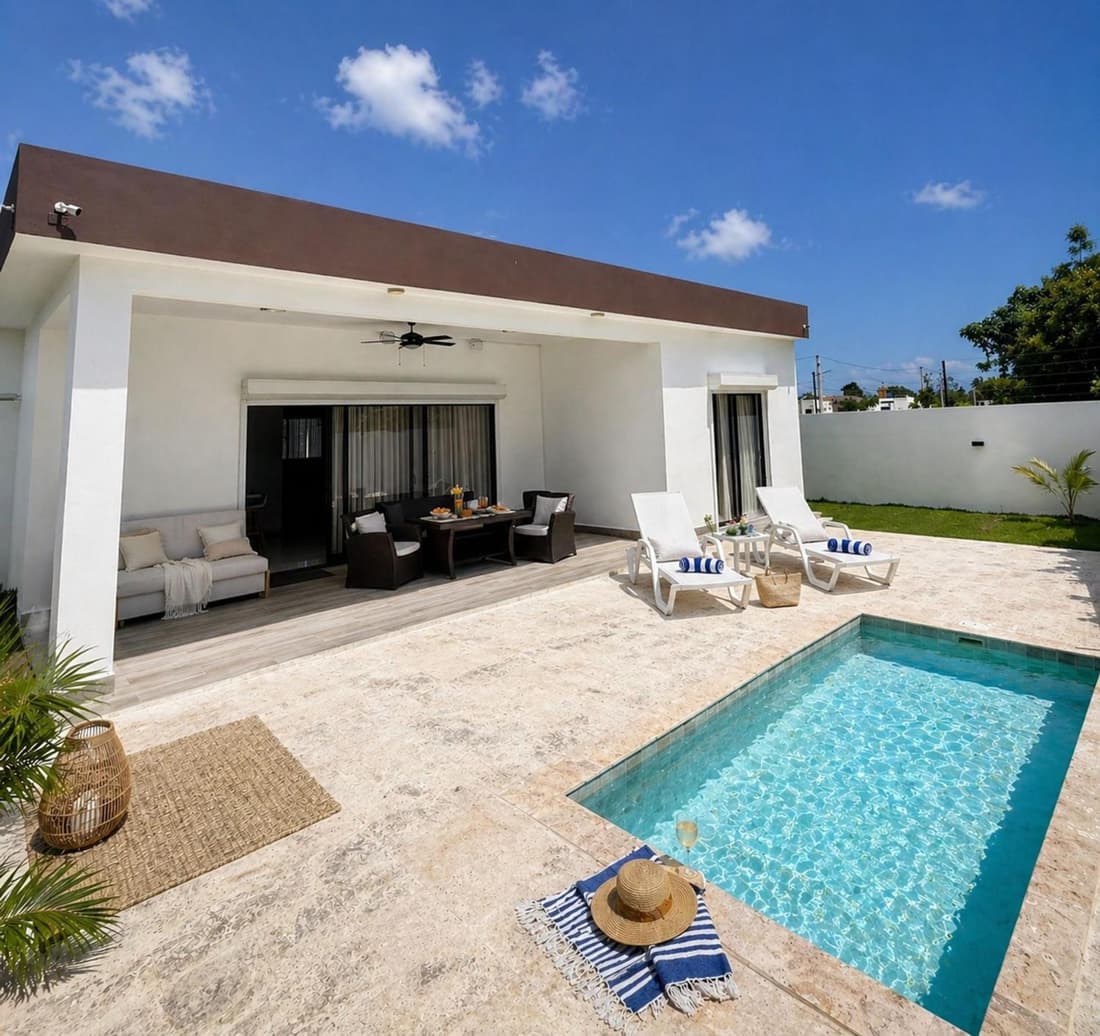 Modern 2BR Villa with Private Pool, Starlink WiFi, Security, Near Macao Beach