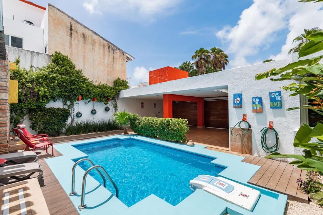 Fun and relax with private pool - 10 mins to hotel zone