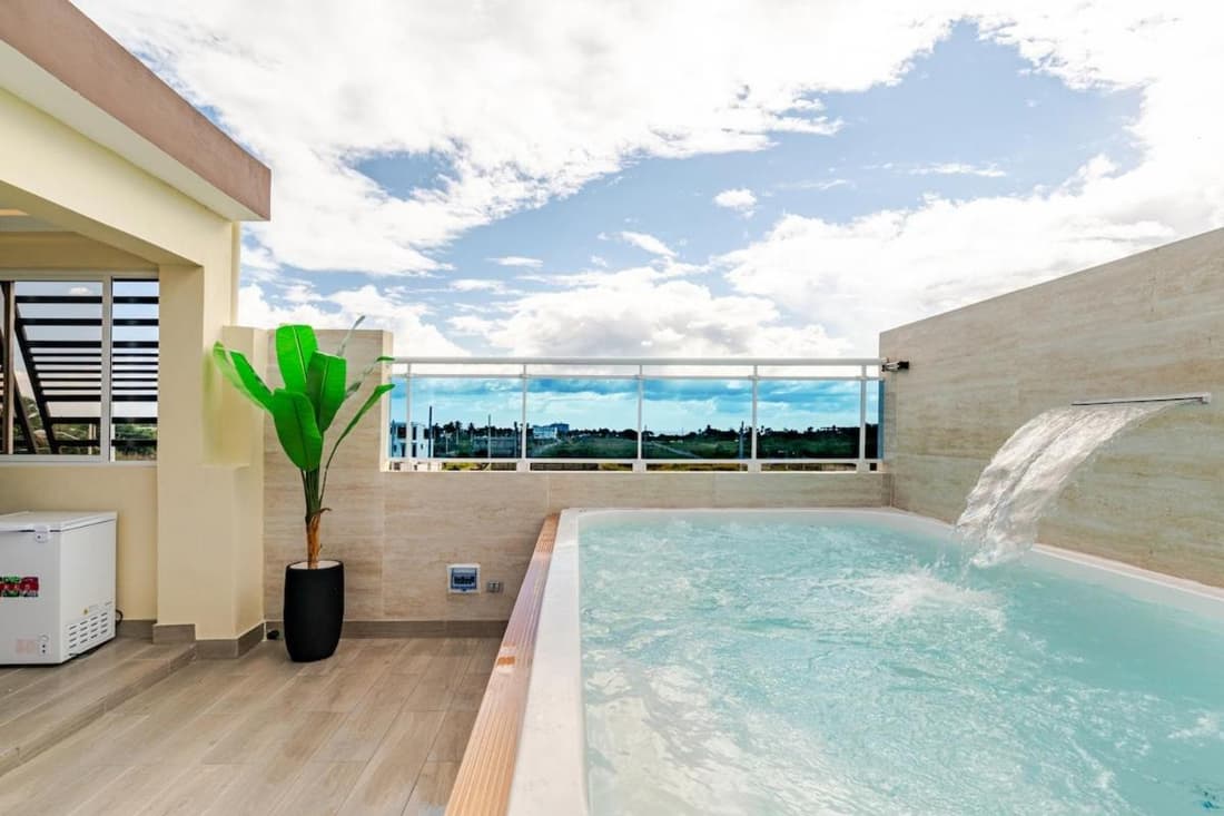 Luxury Family Retreat Private Jacuzzi 3 Levels