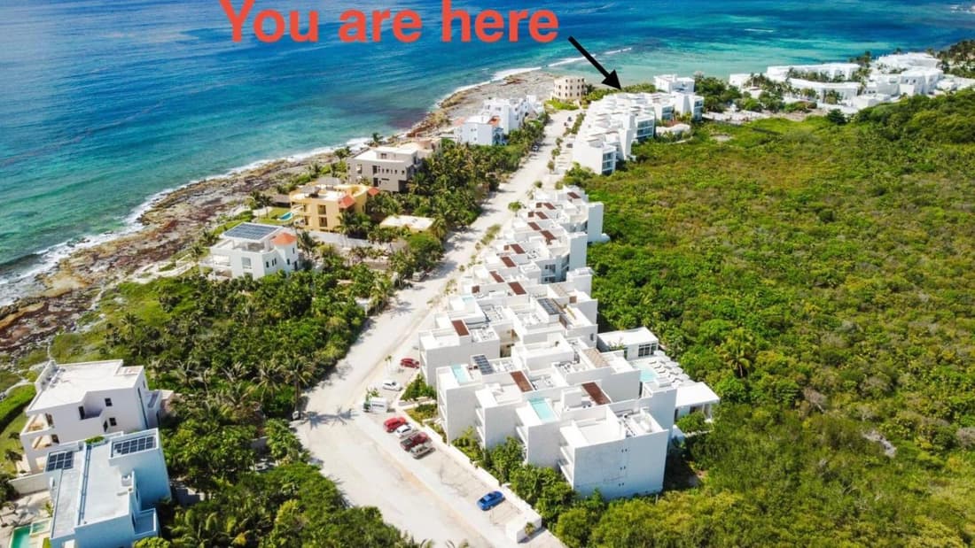 3 Bedroom Jungle Vibes Condo in Akumal Beach Access Rooftop Pools