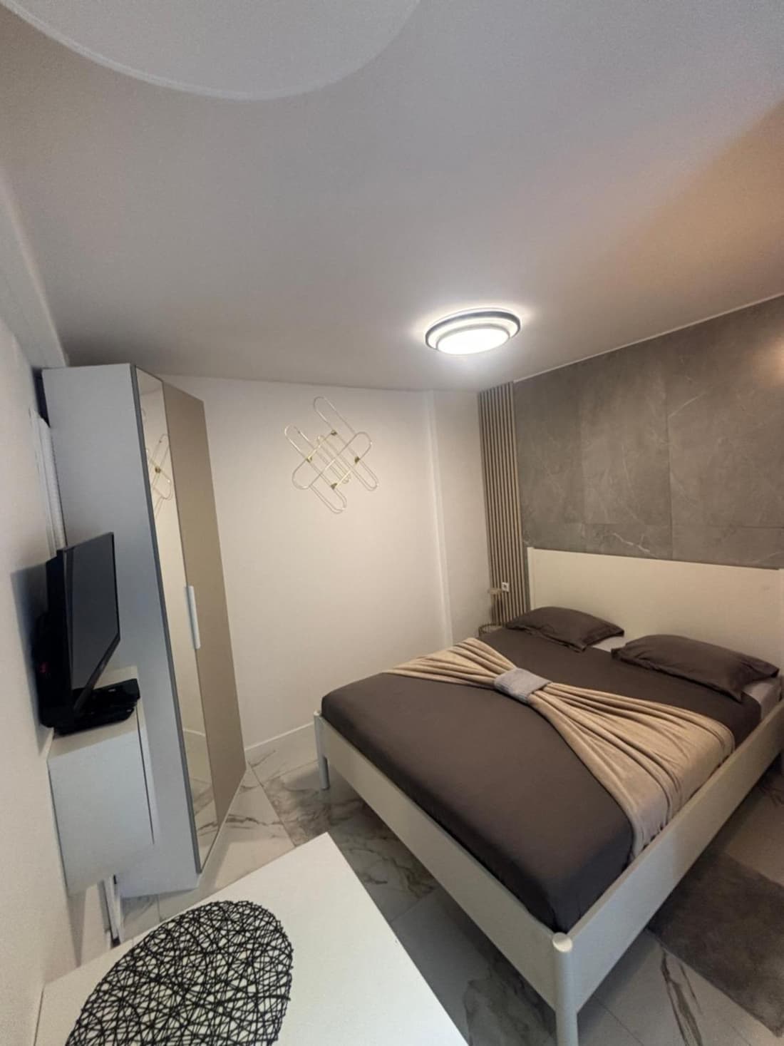 Studio Apartment New Home